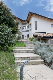 Proche de MONT DE MARSAN, ÉLEGANTE VILLA D'ARCHITECTE de 286M2 AVEC PISCINE ET PARC de 6 288 m²