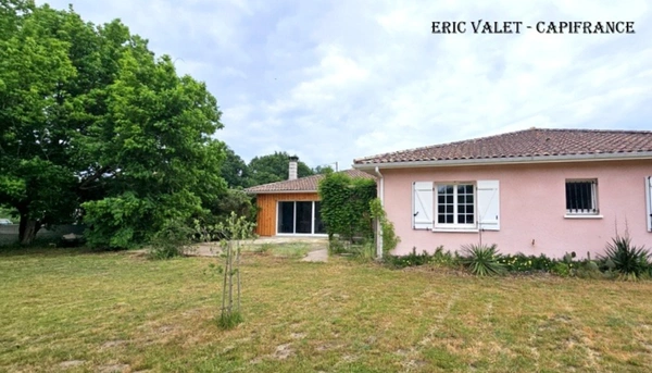VASTE MAISON PROCHE DE MIMIZAN - 7 PIECES PRINCIPALES - PLAIN-PIED - VASTE TERRAIN PLAT
