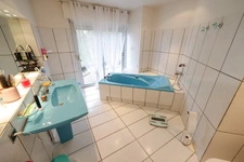 Proche de MONT DE MARSAN, ÉLEGANTE VILLA D'ARCHITECTE de 286M2 AVEC PISCINE ET PARC de 6 288 m²