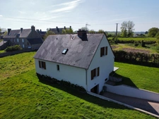 Propriété 5 pièces avec bâtiment de 563 m² sur 7 251 m² de terrain REGNEVILLE SUR MER (50)