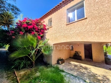 PERPIGNAN | VILLA DE CARACTÈRE DE 194 M² AVEC SÉJOUR CATHÉDRALE, JARDIN ARBORÉ DE 1 119 M² ET PISCINE