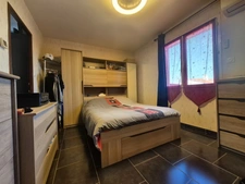 BAGES - EXCLUSIVITE - Maison 3 faces de 110 m² avec piscine, jardin et prestations de qualité