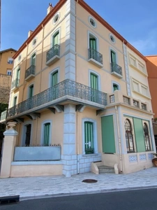 Bien d'exception en front de mer - Appartement T1 bis dans une maison de maître classée - Cerbère