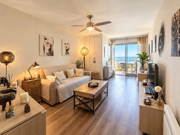 CANET-PLAGE SUD - T2 TRAVERSANT • TERRASSE • VUE MER • PARKING & CAVE