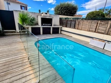 À VENDRE – VILLA 5 CHAMBRES AVEC PISCINE À BAHO (66)