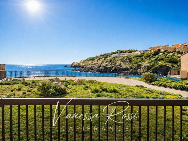 À vendre – Superbe appartement avec vue mer à Collioure avec Parking 