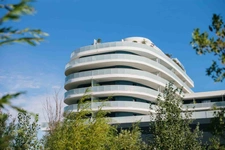 Canet Plage – 7ème et Dernier étage d'exception, dans résidence de standing, T2 avec cabine de couchage vue mer, terrasse de 21 m², piscine chauffée et garage