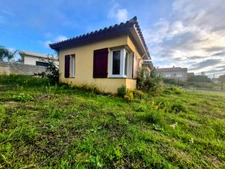 Terrain de 705 m² avec villa atypique et potentiel d’extension - St Nazaire 66