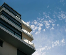 Canet Plage – 7ème et Dernier étage d'exception, dans résidence de standing, T2 avec cabine de couchage vue mer, terrasse de 21 m², piscine chauffée et garage