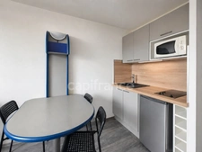 Prix en baisse ! Studio lumineux 4 couchages avec terrasse et vue Canigou – Résidence en bord de mer avec piscine