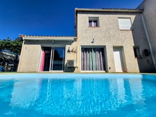 BAGES - EXCLUSIVITE - Maison 3 faces de 110 m² avec piscine, jardin et prestations de qualité