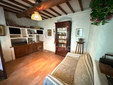 Maison à vendre 5 pièces MEYNES (30)Maison de caractère avec tropézienne & patio – un lieu de vie unique chargé d’histoire