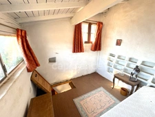 Maison à vendre 5 pièces MEYNES (30)Maison de caractère avec tropézienne & patio – un lieu de vie unique chargé d’histoire