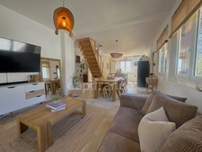 Maison à vendre 4 pièces NIMES (30), piscine et garage