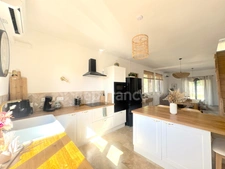 Maison à vendre 4 pièces NIMES (30), piscine et garage