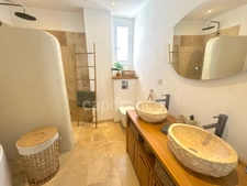 Maison à vendre 4 pièces NIMES (30), piscine et garage