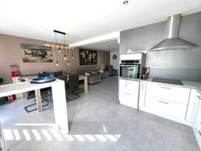 BEAUVOISIN – Maison 94 m² – 3 chambres – Piscine au sel – Garage
