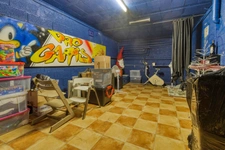 Villa à Villeneuve-lès-Avignon de 283 m² au cœur d’une pinède – calme, volumes et potentiel locatif (30)