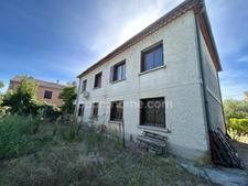 Maison familiale -149m² habitables, 5 chambres, Terrain de 657 m² – Roquemaure (30)