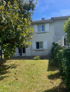 Maison familiale, 5 pièces avec jardin et garage proche commodité 