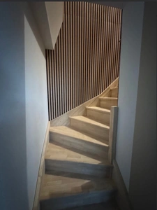 Maison passive 4 Chambres avec Piscine Chauffée, Étang et Performances Écologiques