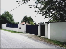 Maison passive 4 Chambres avec Piscine Chauffée, Étang et Performances Écologiques