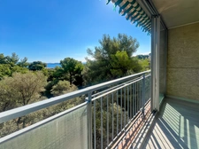 Appartement à vendre 4 pièces LA CIOTAT (13) - 74m2  terrasse vue mer - cave - au calme - à pieds centre ville.