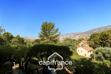 Dpt Var (83), for sale TOULON SERINETTE 4-room apartment + large garden level.  