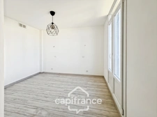 Appartement à vendre 4 pièces LA CIOTAT (13) - 74m2  terrasse vue mer - cave - au calme - à pieds centre ville.