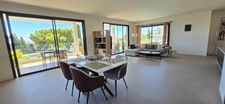 Apartment for sale, 4 rooms, BANDOL (83) + 2 parking spaces + terrace