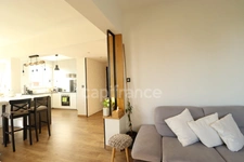 Dpt Var (83), à vendre TOULON appartement T4 de 82 m².  
