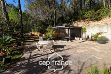 BELGENTIER (83) House for sale 5 rooms + garage 6700m of land.