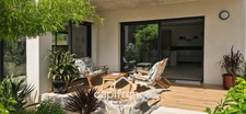 Appartement à vendre 3 pièces Rdc 3 parkings 2 garage BANDOL (83)