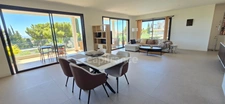 Apartment for sale, 4 rooms, BANDOL (83) + 2 parking spaces + terrace