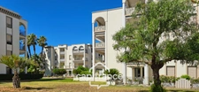 Apartment for sale 4 rooms SANARY SUR MER (83) + 2 garages + Parking.