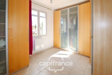 Dpt Var (83), à vendre SAINT CYR SUR MER maison P5 de 100 m² - Terrain de 554,00 m² 