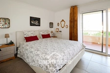 Dpt Var (83), for sale TOULON SERINETTE 4-room apartment + large garden level.  