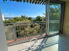 Appartement à vendre 4 pièces LA CIOTAT (13) - 74m2  terrasse vue mer - cave - au calme - à pieds centre ville.