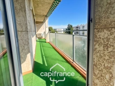 Appartement à vendre 4 pièces LA CIOTAT (13) - 74m2  terrasse vue mer - cave - au calme - à pieds centre ville.