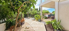 Appartement à vendre 3 pièces Rdc 3 parkings 2 garage BANDOL (83)