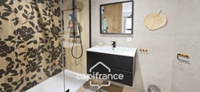 Appartement à vendre 3 pièces Rdc 3 parkings 2 garage BANDOL (83)