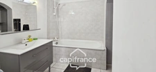 6-room apartment + 1 double garage TOULON (83)