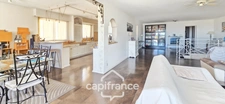 6-room apartment + 1 double garage TOULON (83)