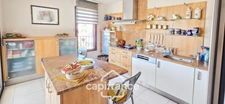 Apartment for sale 4 rooms SANARY SUR MER (83) + 2 garages + Parking.