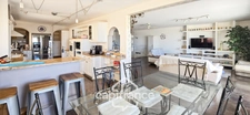 6-room apartment + 1 double garage TOULON (83)
