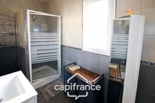 Maison à vendre 7 pièces LA CADIERE D'AZUR (83)