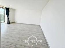 Appartement à vendre 4 pièces LA CIOTAT (13) - 74m2  terrasse vue mer - cave - au calme - à pieds centre ville.