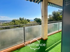 Appartement à vendre 4 pièces LA CIOTAT (13) - 74m2  terrasse vue mer - cave - au calme - à pieds centre ville.
