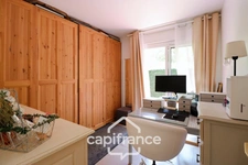 Dpt Var (83), for sale TOULON SERINETTE 4-room apartment + large garden level.  