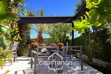 Dpt Var (83), à vendre SAINT CYR SUR MER maison P5 de 100 m² - Terrain de 554,00 m² 
